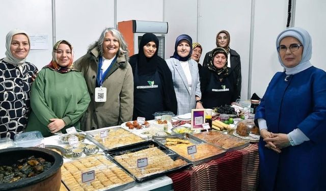 Emine Erdoğan, Rize Gastronomi Günleri’nde kadın üreticilerle buluştu