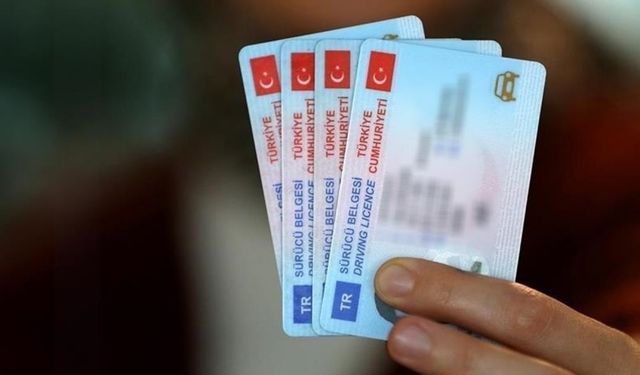 31 Ekim son fırsat: Eski ehliyet yenileme ücreti 7 bin lirayı aşacak!
