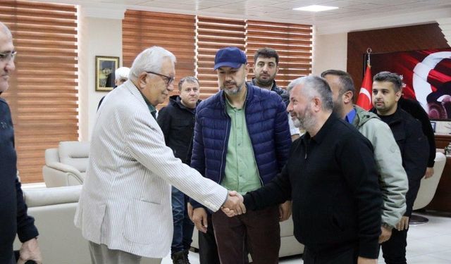 Belediye Başkanı Un Pazarı esnafıyla buluştu