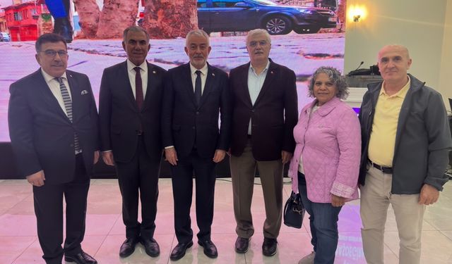 Ankara’da Ispartalılar buluşması: Bayram Özçelik’e yoğun ilgi