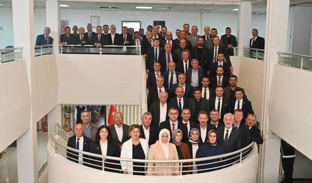 Kirazlıdere cam seyir terası, meme kanseri farkındalığına renk kattı