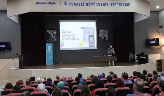 Kocaeli Büyükşehir personeli “Canva” eğitimi aldı