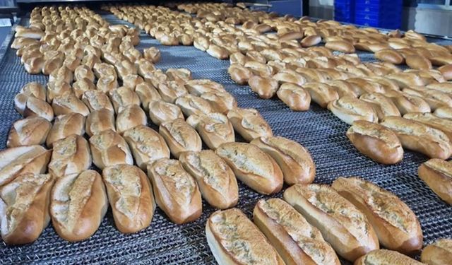 Batman’da günlük 40 bin ekmek ücretsiz dağıtılıyor