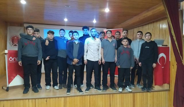 Kars Önder’den Geleceğe Yatırım: “Türkiye’nin Önderleri” projesi tanıtıldı