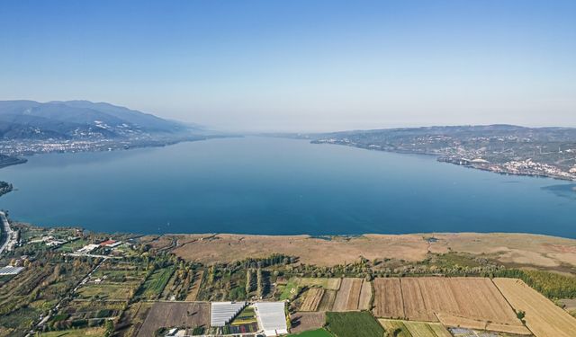 Sapanca Gölü alarm veriyor: Su seviyesi tarihinin en düşük noktasında