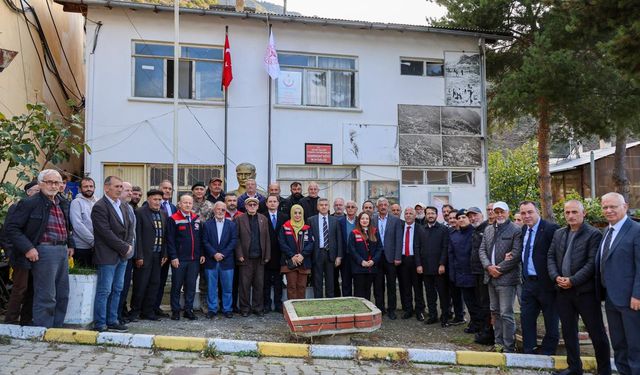 Artvin Valisi Ergün, Yusufeli’nde köylülerle bir araya geldi