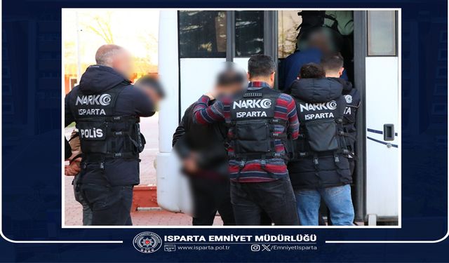 Isparta’da 3 aranan şahıs yakalandı