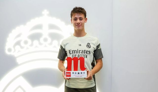 Arda Güler, Real Madrid’de ekim ayının futbolcusu seçildi