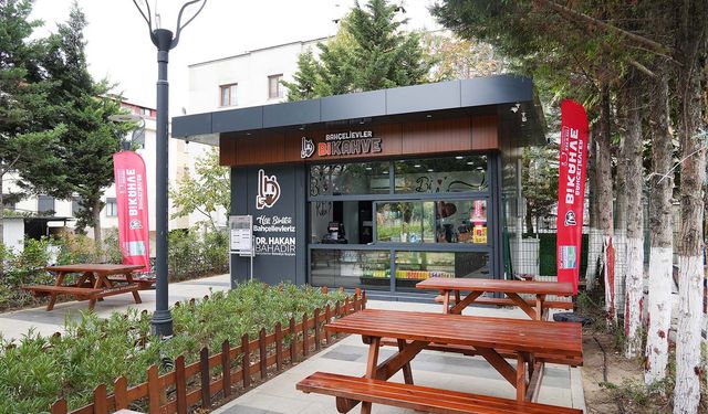 Bahçelievler'de çay beş lira