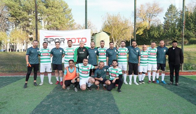 RTÜK 2025 futbol turnuvası şampiyonu belli oldu: DENETİMGÜCÜ FK kupayı kaldırdı