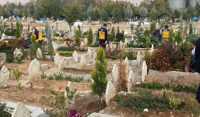 Batman mezarlıklarında bakım seferberliği