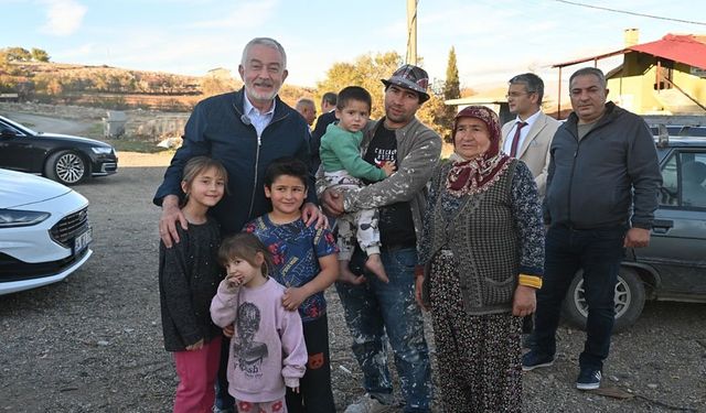 Isparta Belediye Başkanı, Eyüpler Köyü’nde Kara ailesini ziyaret etti