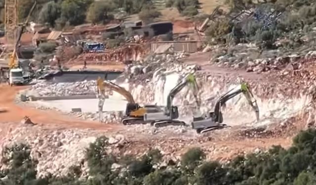 Antalya’da TOKİ konutları sağlam zemin üzerine inşa ediliyor