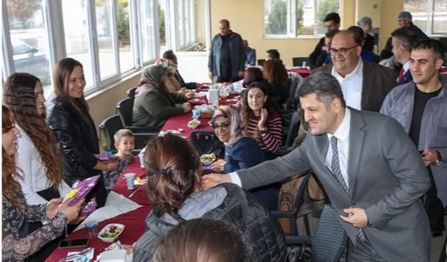 Keçiborlu’da 24 Kasım öğretmenler günü kutlandı