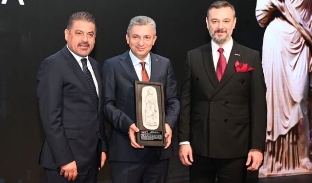 TÜRKONFED 26. İş Dünyası Zirvesi başladı