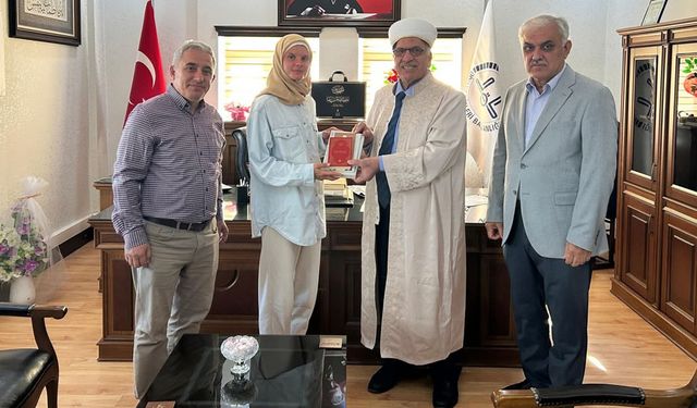 Polonyalı Alexandra Müslüman oldu, adını Ayşe olarak değiştirdi