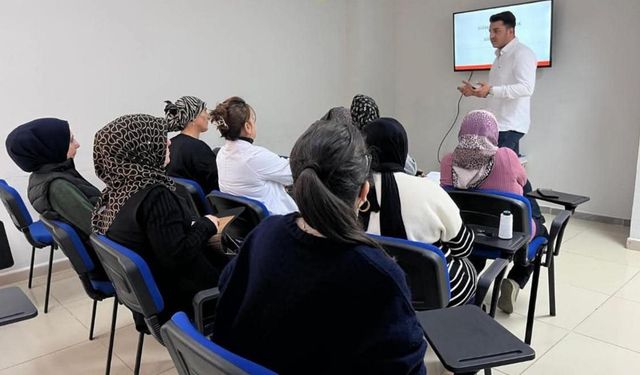 Kars Sosyal Hizmet Merkezi’nden Dijital Okuryazarlık Eğitimi