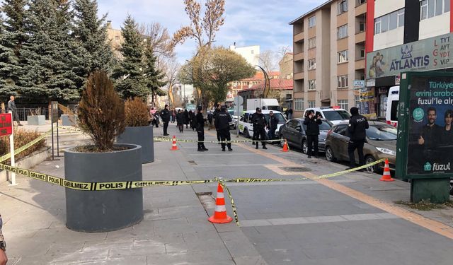 Kars’ta silahlı ve sopalı kavga: İki yaralı