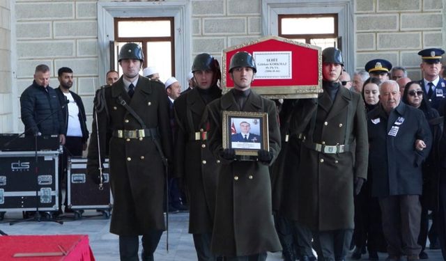 Şehit Hava Pilot Yarbay Gökhan Korkmaz, son yolculuğuna uğurlandı