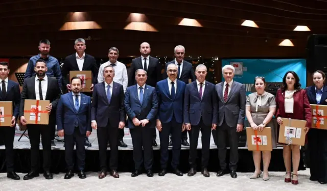 Uludağ, “öğretmenlerimiz bu milletin aklı, vicdanı ve ışığıdır”