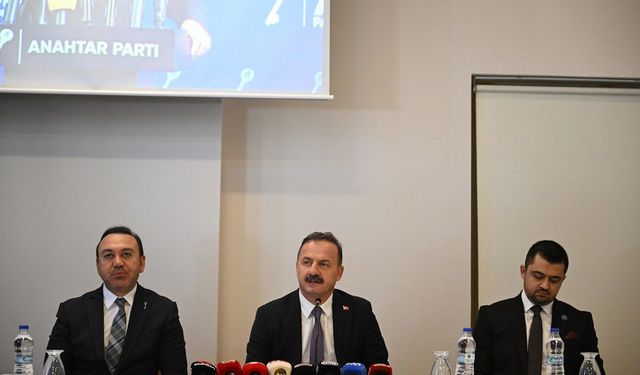 Yavuz Ağıralioğlu: Manisa’da zeytin üreticilerinin sorunlarına karşı komisyon kurulsun