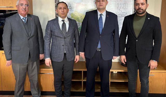İlçe başkanı Halil Etili:4 Bölge Müdürü ile bir araya geldik