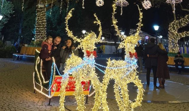 Çankaya Belediyesi ilçenin dört bir yanını ışık bahçesine çevirdi