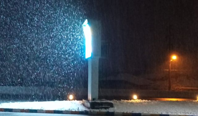 Düzce’de kar yağışı devam ediyor