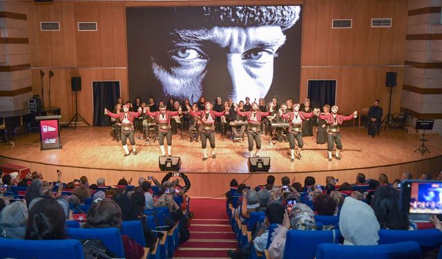 Atatürk’ün Ankara’ya gelişi 106. yılında sanatla kutlandı