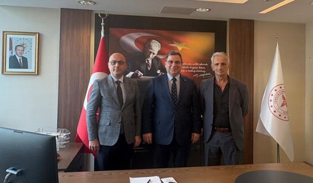 Rizeli Genel Müdür Velioğlu, Gazeteci Bayrak'ı yalnız bırakmadı