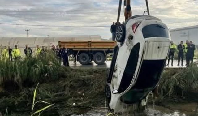Antalya’da dereye düşen otomobilde kadın ölü bulundu