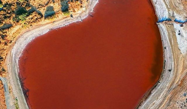 Çanakkale’de 2 bin yıllık “Kalpli Göl”e 7/24 jandarma koruması