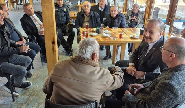 Vali Erin Eğirdir’de esnaf ve vatandaşlarla buluştu