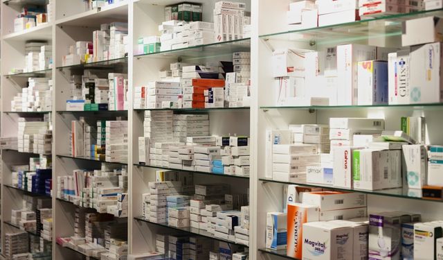 İlaç fiyatlarında yüzde 17’lik kur artışı yapıldı