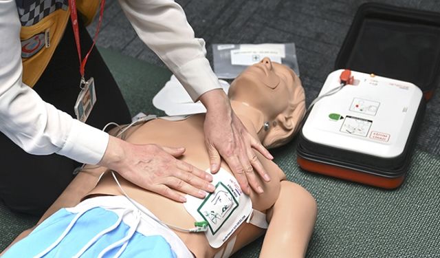 Ankara’da 25 noktaya kalp otomatik şok cihazı yerleştirildi