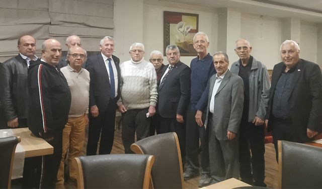 Ege Sen-Der’den Senirkentlileri buluşturan anlamlı etkinlik