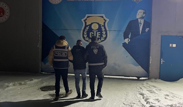 Sarıkamış'ta Uyuşturucu Ticareti Suçundan 15 Yıl Hapis Cezası Bulunan Firari Yakalandı!