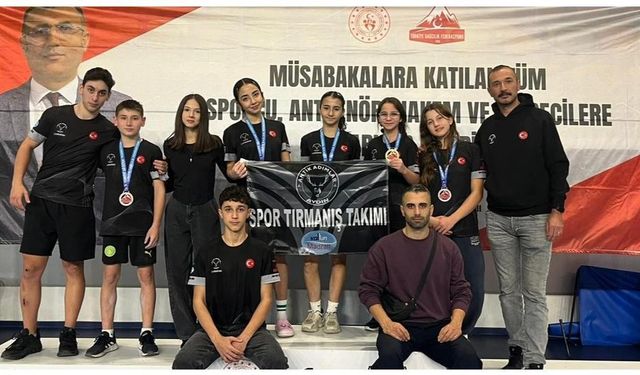 Aydınlı sporculardan Türkiye rekorları
