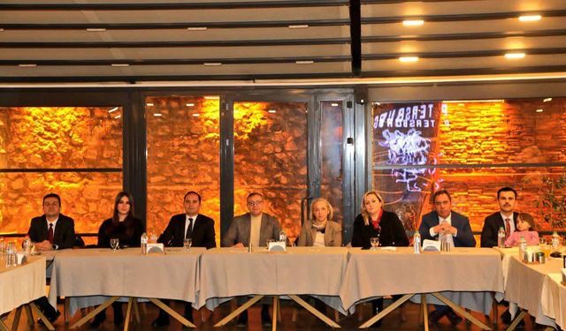 Vali Ziya Polat’tan  Kars İdare Mahkemesi Başkanı Yonisoğlu’na Veda Programı