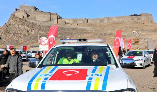 60 yeni hizmet aracı kolluk kuvvetlerinin hizmetine sunuldu