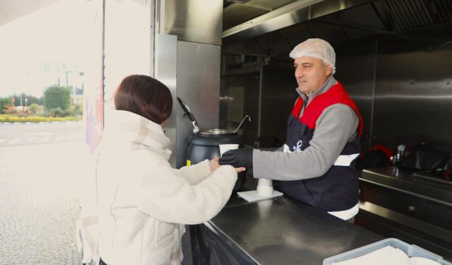 Üniversiteli gençler: “Soğuk havalarda içimiz ısınıyor”
