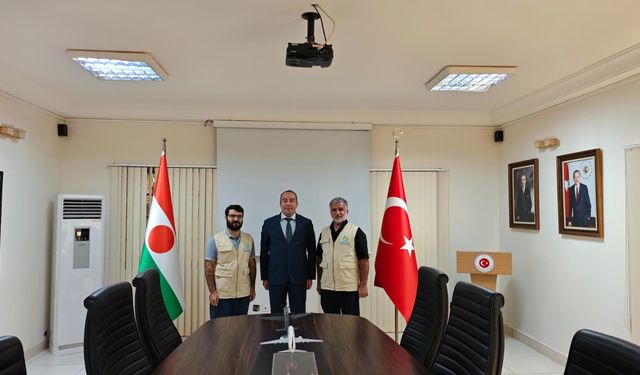 Help Yetim Heyetinden Nijer’de Büyükelçi Çınar’a Ziyaret