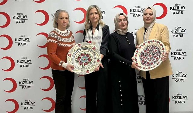 Kızılay Kars’tan Filistin’deki aşevi yararına bağış toplandı