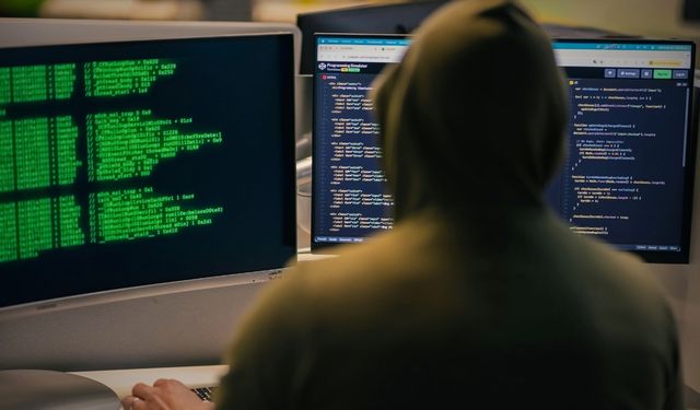 379 FETÖ bağlantılı hesaba erişim engeli