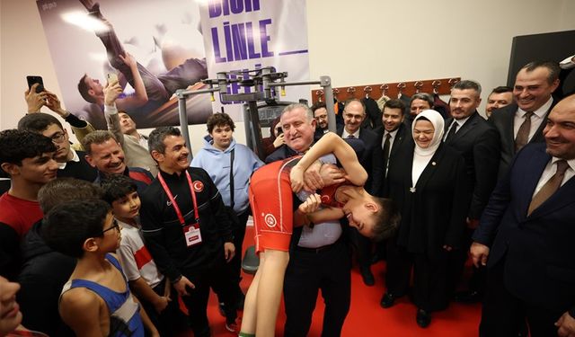 Bakan Bak, çok daha fazla gencimizin spor yapmasını istiyoruz