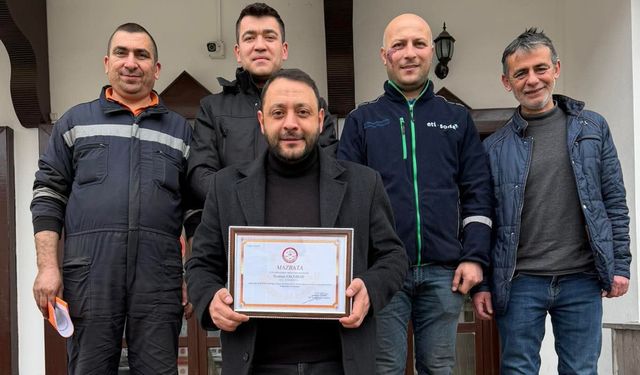 Demirciler ve Sobacılar Odası başkanı Mazbatasını aldı