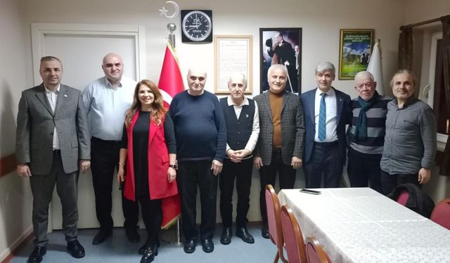 İSGEDER’de Bayrak Değişimi: Yeni Başkan Arif DEDE Oldu!