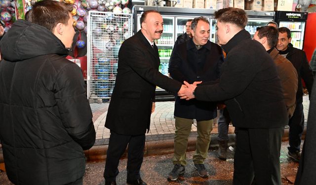 Vali Erin sahada yeni yılı kutladı