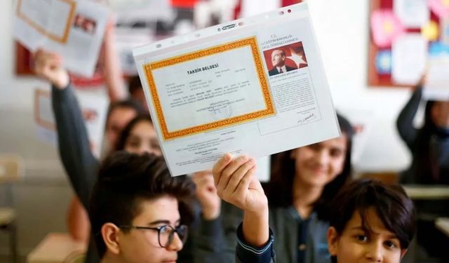 Okullarda yarıyıl tatili başlıyor: Yaklaşık 18 milyon öğrenci karne alacak