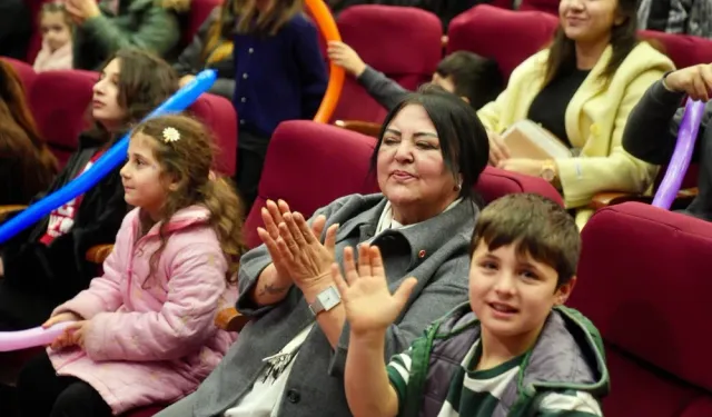 Seyhan Belediyesi çocukların tatiline neşe kattı